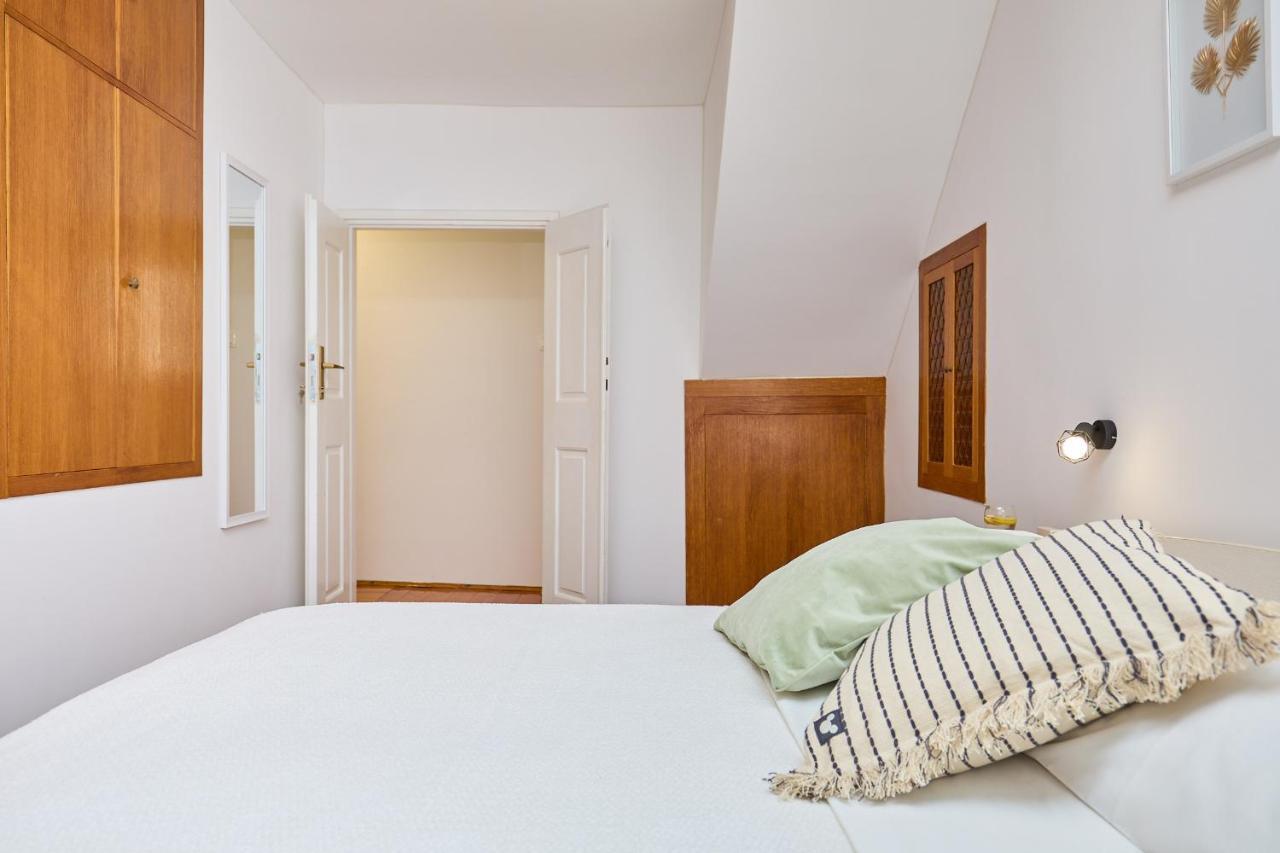 Hedera Estate Hedera A6 Apartment